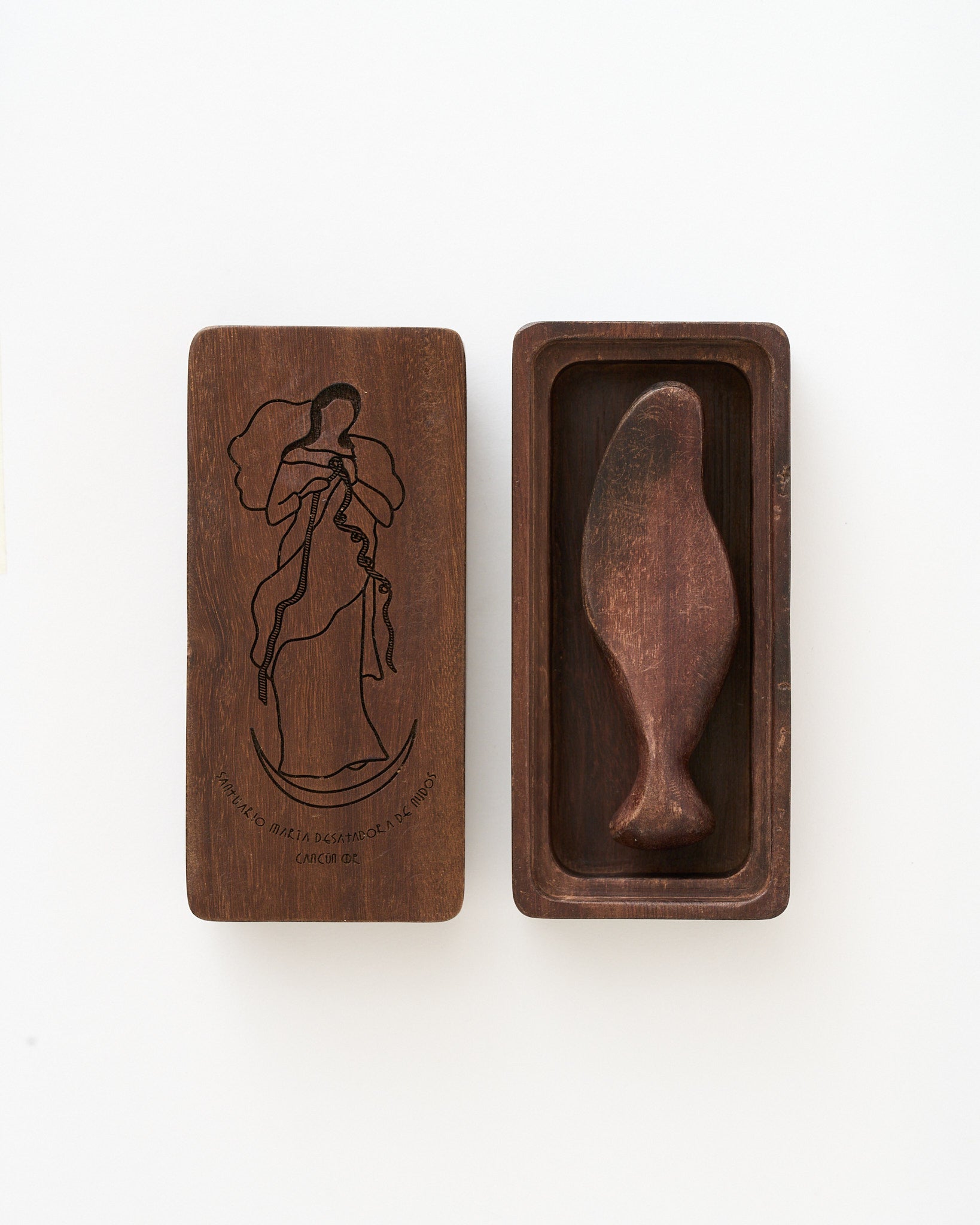 VIRGEN DESATADORA DE MANO DE MADERA EN CAJA GRABADA