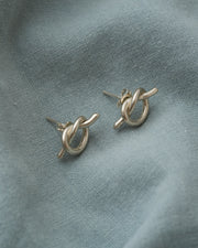 ARETES DESATA MIS NUDOS PLATA .925